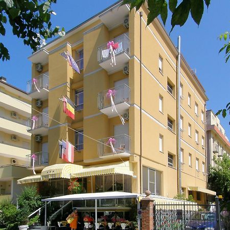 Hotel Giumer Rimini Exterior foto