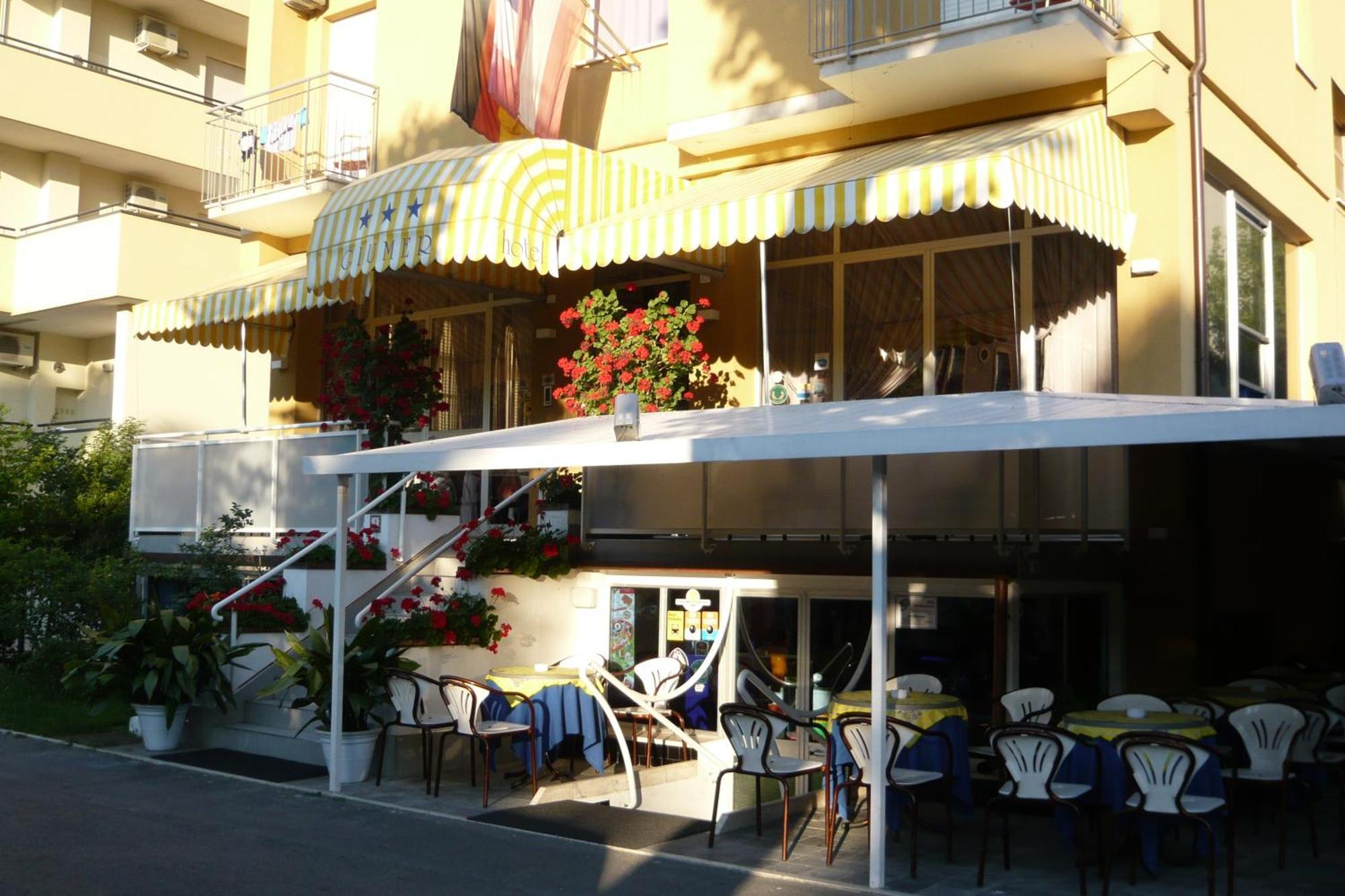 Hotel Giumer Rimini Exterior foto